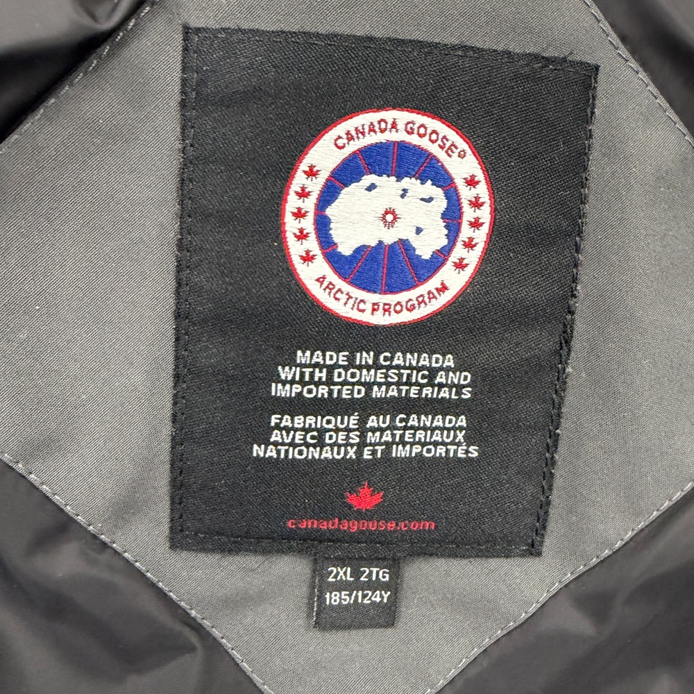 Canada Goose Wyndham Parka - Graphite - Men’s 2XL - Style 3808MT - Picture 10 of 14